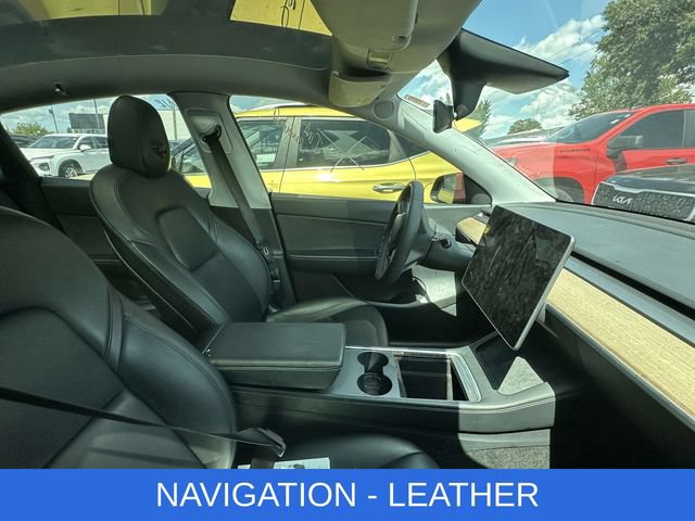Used 2021 Tesla Model Y Long Range AWD/4WD image 2