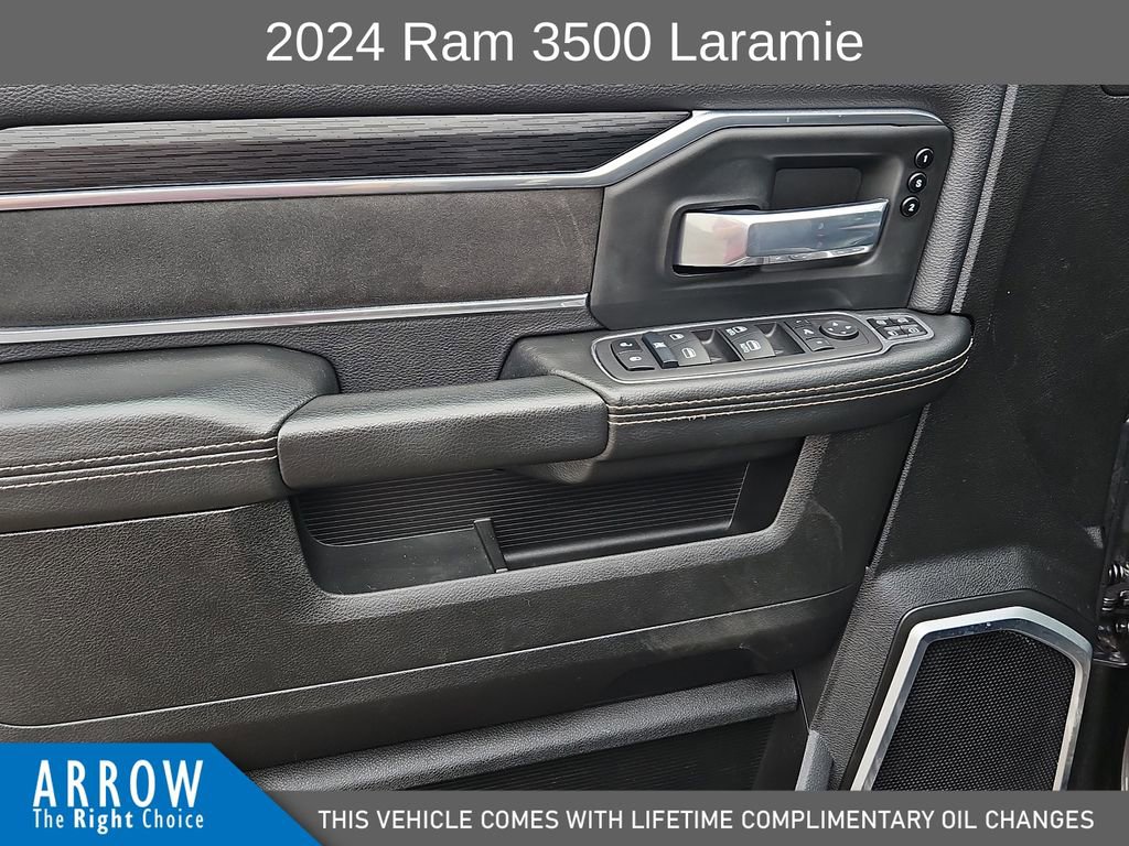 Used 2024 RAM 3500 Laramie w/ Sport Appearance Package image 21