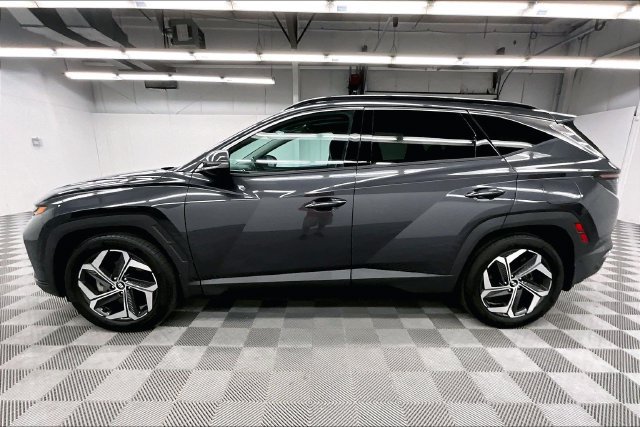 Used 2023 Hyundai Tucson Limited w/ Cargo Package FWD image 13
