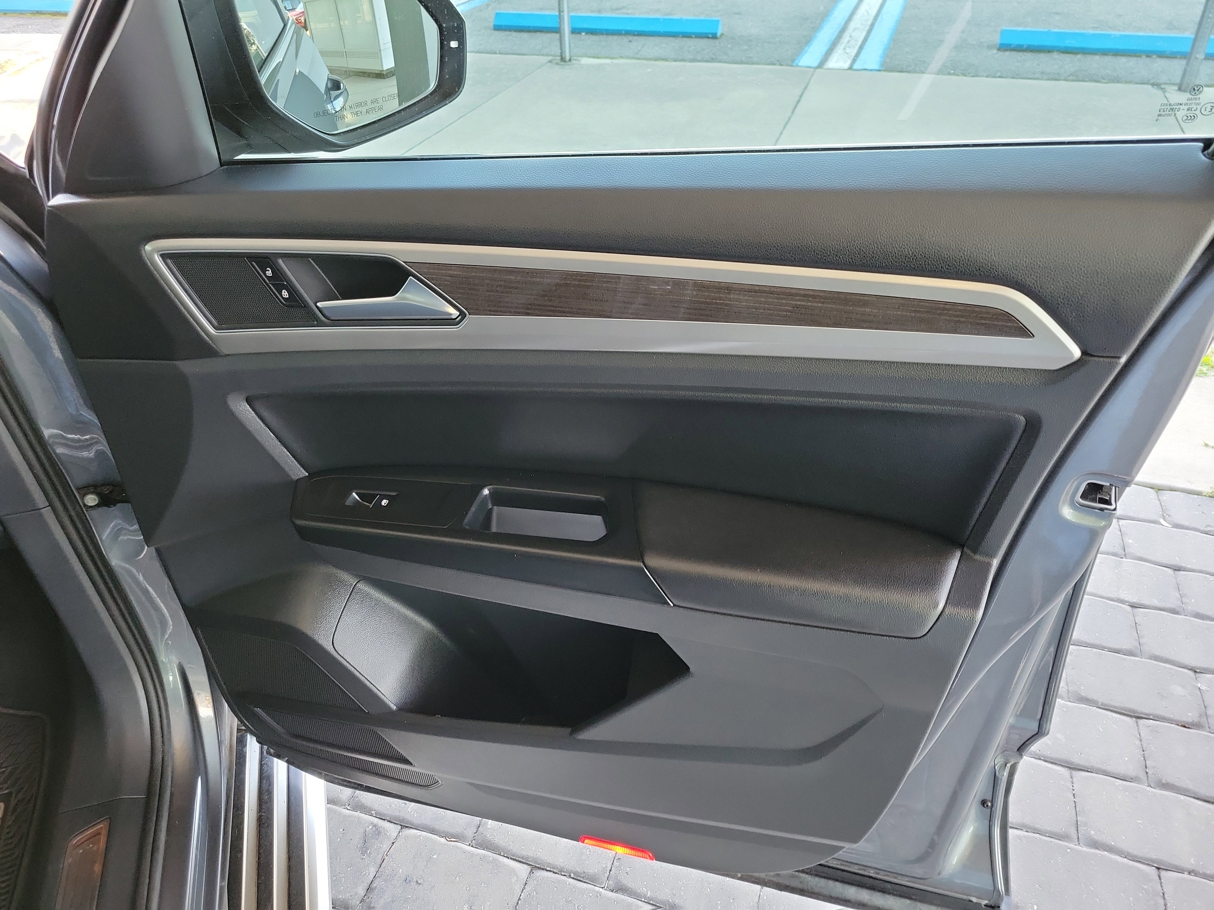 Used 2019 Volkswagen Atlas SEL image 29