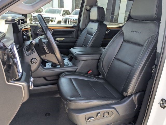 Used 2023 GMC Sierra 1500 Denali w/ Technology Package AWD/4WD image 15