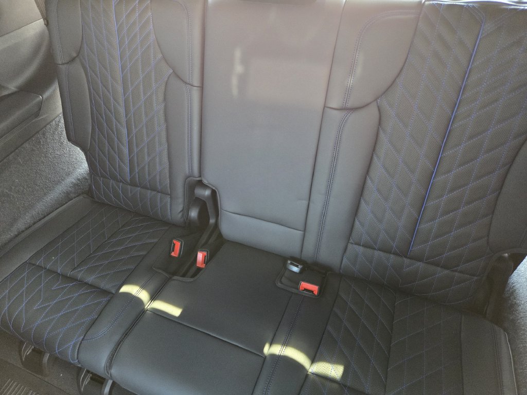 New 2026 Cadillac Escalade IQ Sport 1 w/ LPO, Floor Liner Package AWD/4WD image 18