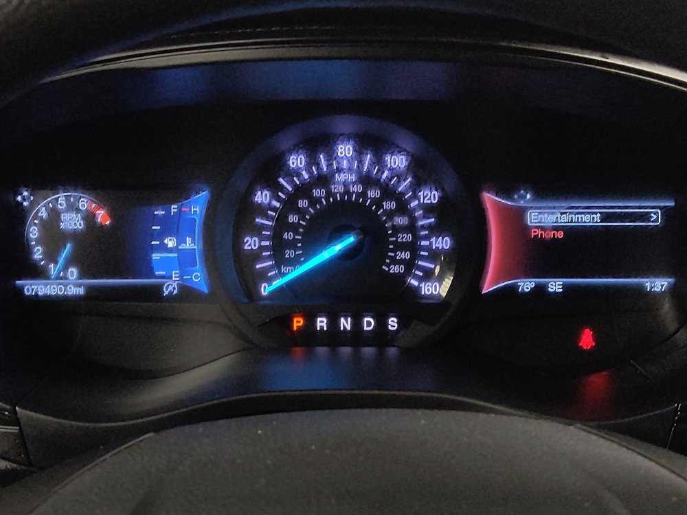 Used 2018 Ford Fusion SE w/ Fusion SE Technology Package FWD image 23