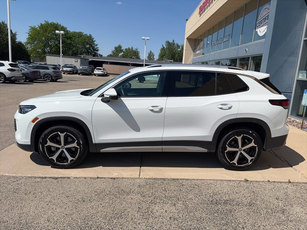 Certified 2026 Volkswagen Tiguan SE AWD/4WD image 5
