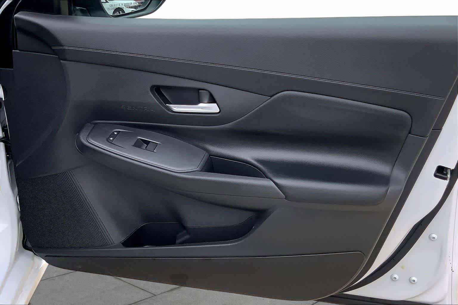 Used 2026 Nissan Sentra SV w/ SV Convenience Package FWD image 23