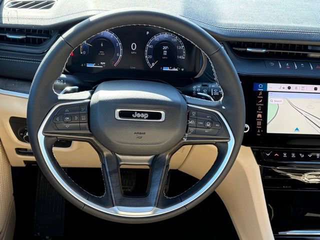 New 2026 Jeep Grand Cherokee Limited w/ Limited Altitude Package AWD/4WD image 40