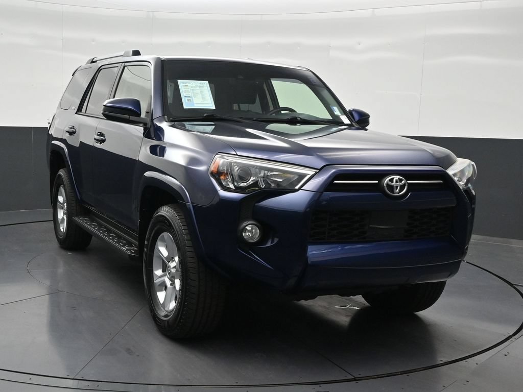 Used 2020 Toyota 4Runner SR5 AWD/4WD image 8