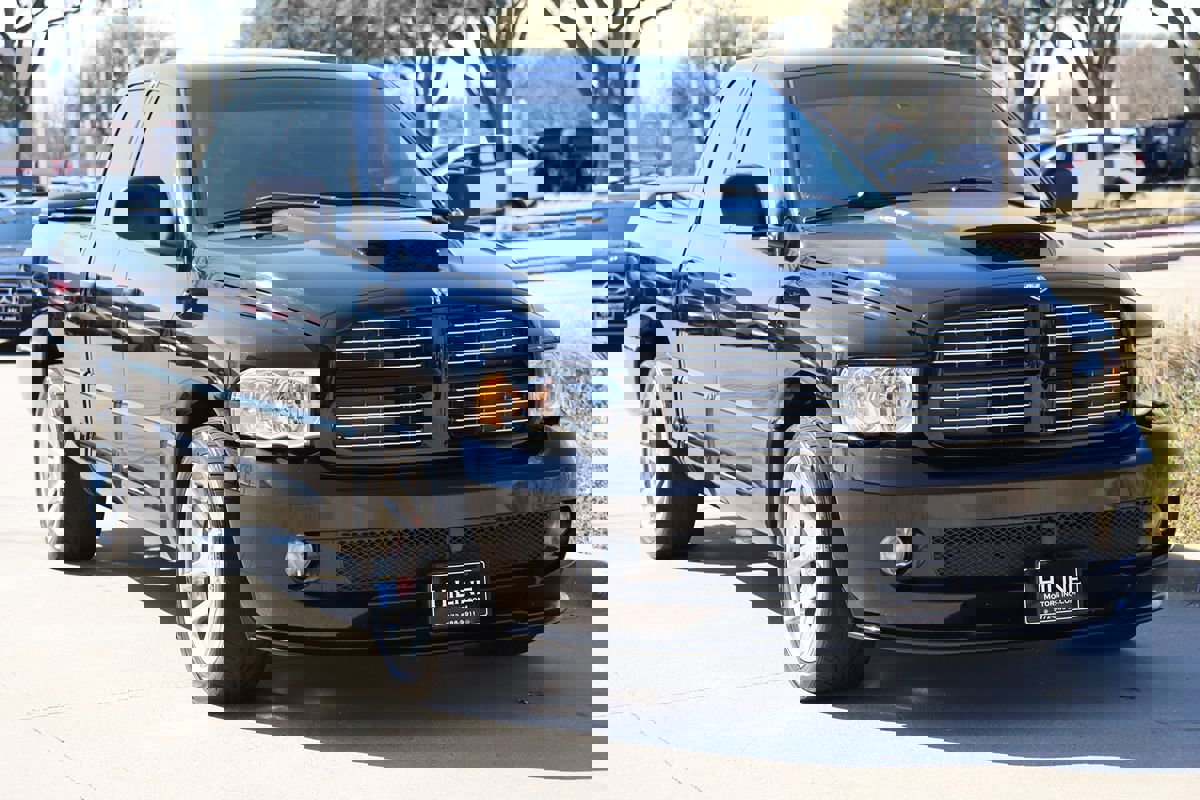 Used 2005 Dodge Ram 1500 Truck 2WD Quad Cab image 3