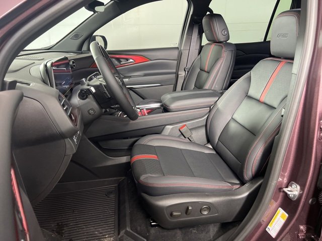 New 2026 Chevrolet Traverse RS w/ LPO, Floor Liner Package image 9