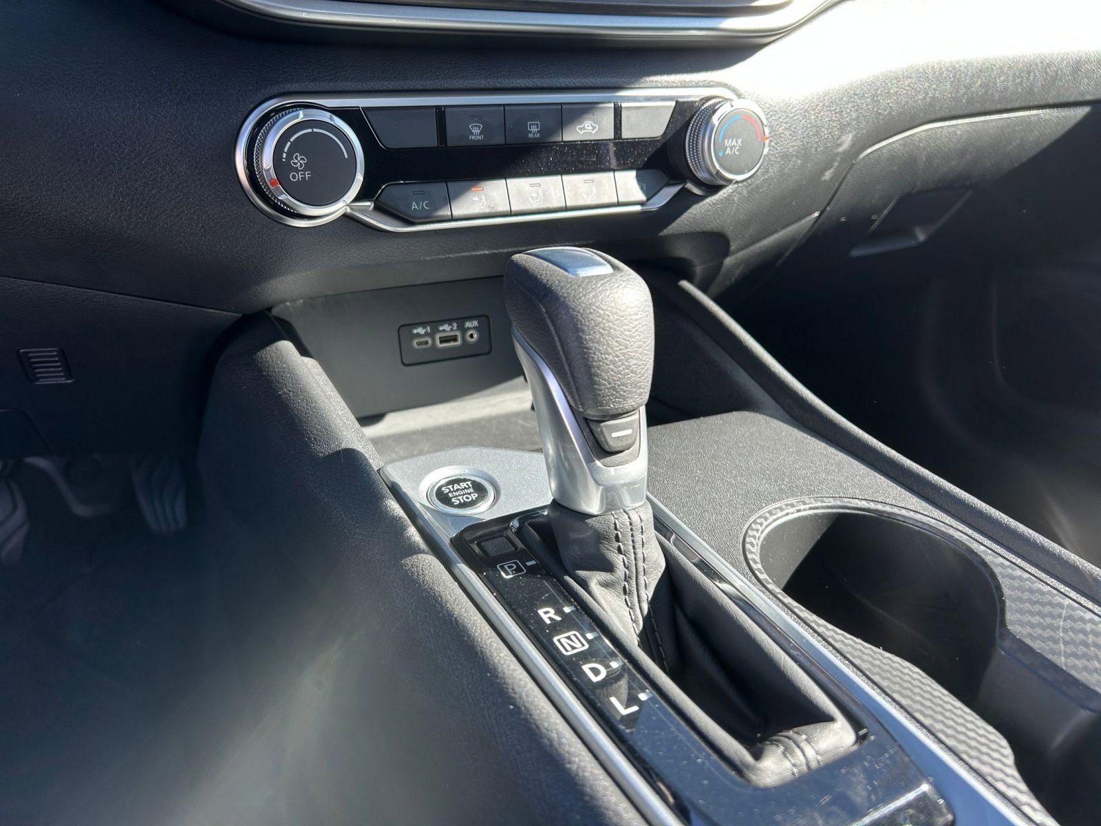 Used 2025 Nissan Altima 2.5 SV image 40