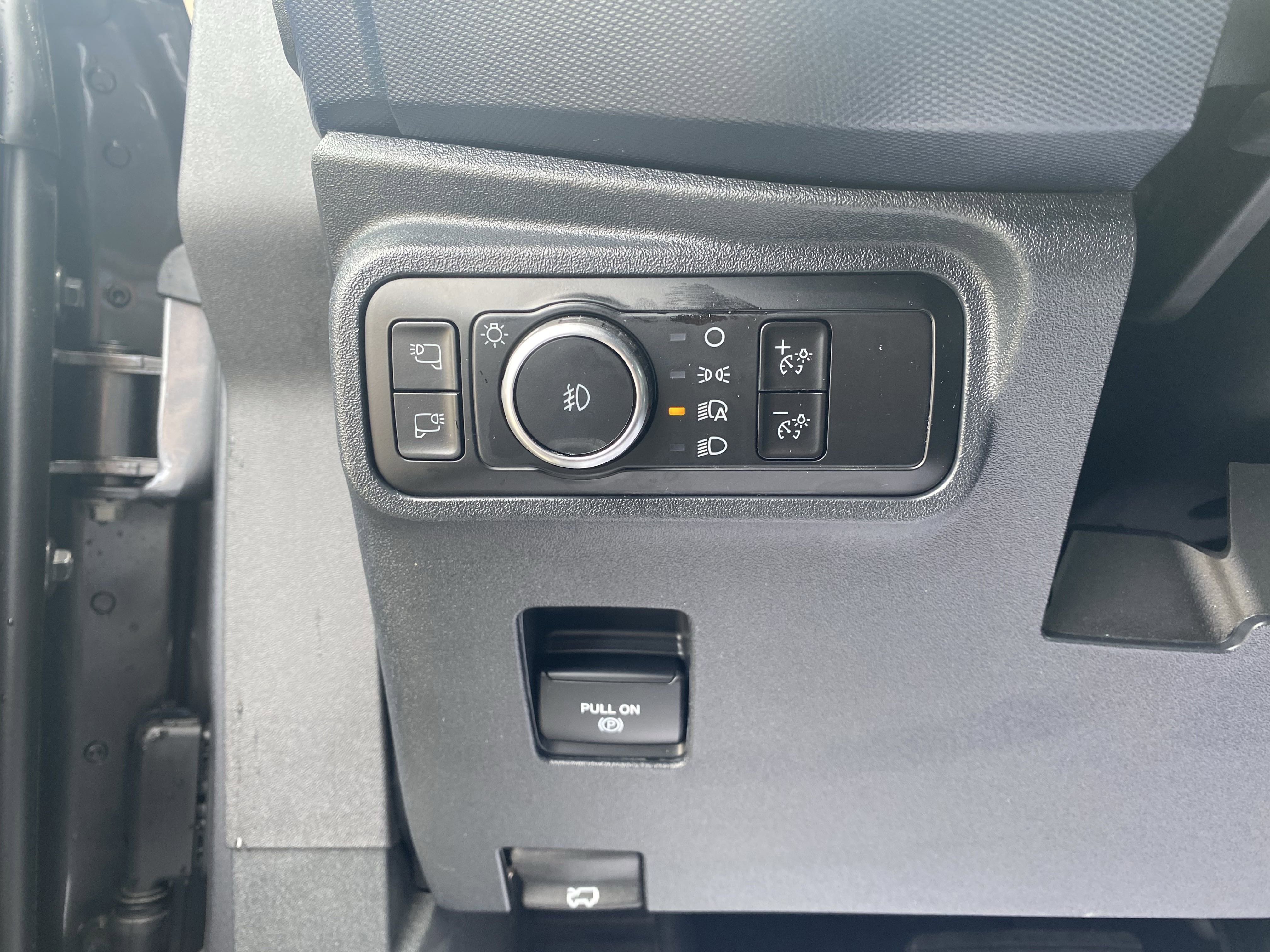 Used 2023 Ford Bronco Outer Banks image 6