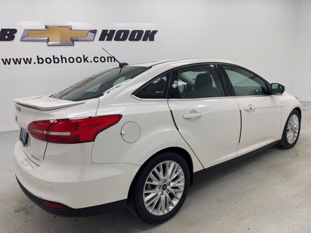 Used 2017 Ford Focus Titanium w/ Titanium Technology Package image 5