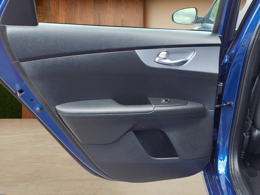 Used 2024 Kia Forte LXS w/ LXS Technology Package FWD image 26