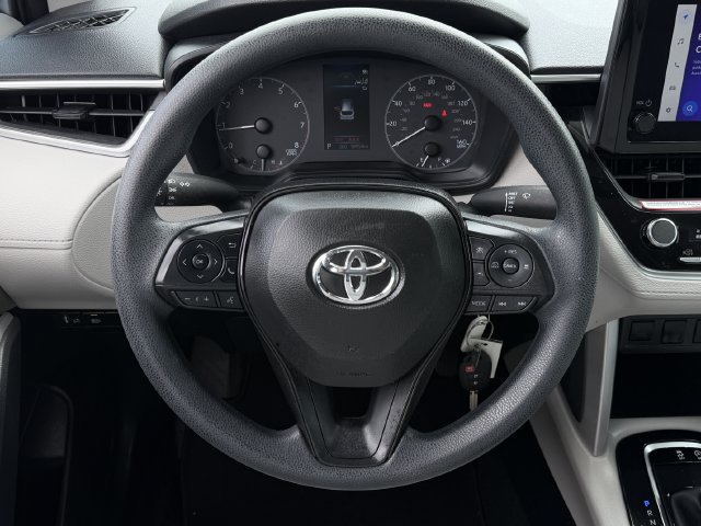 Used 2024 Toyota Corolla Cross L FWD image 11