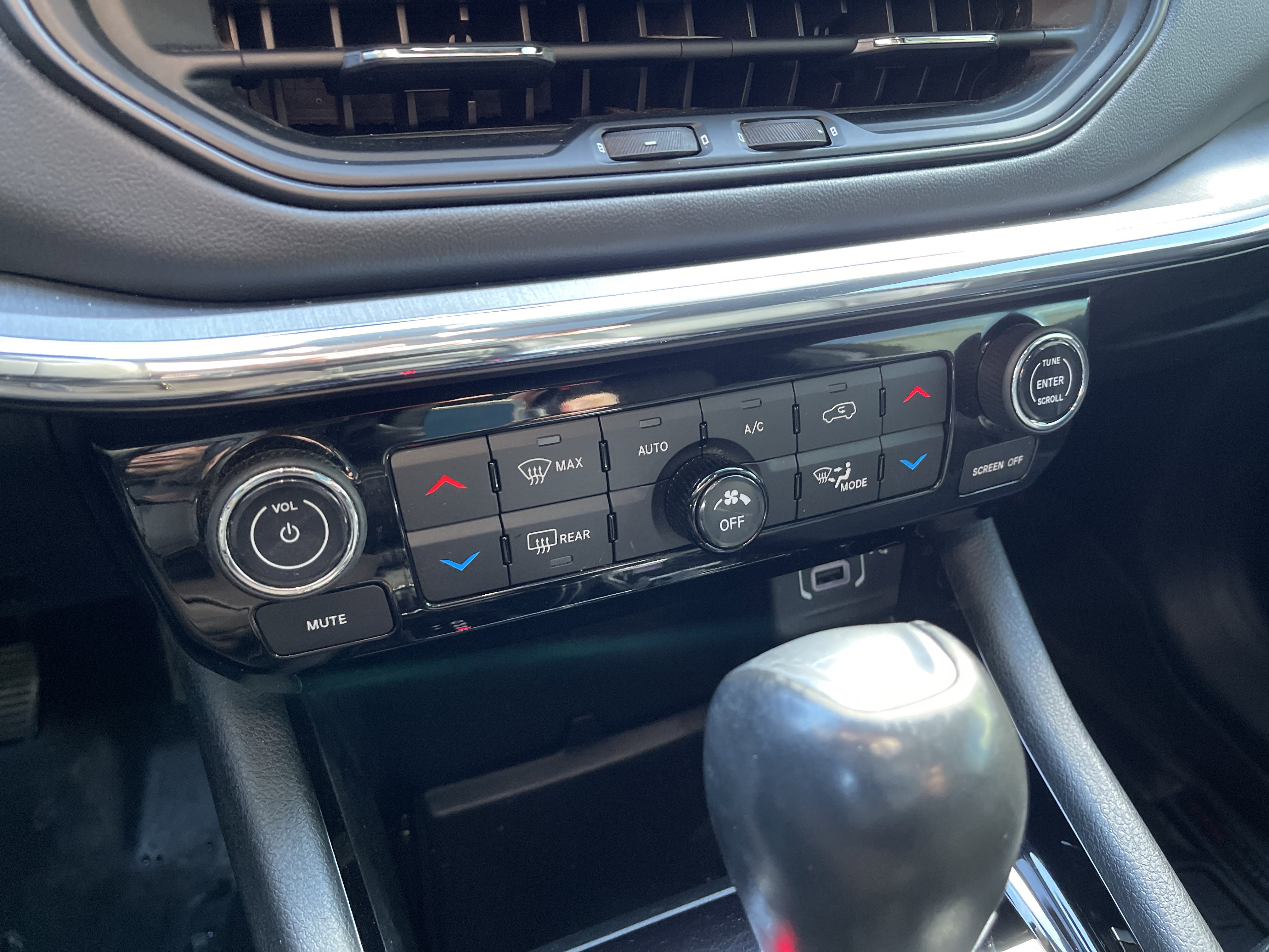 Used 2022 Jeep Compass High Altitude AWD/4WD image 21