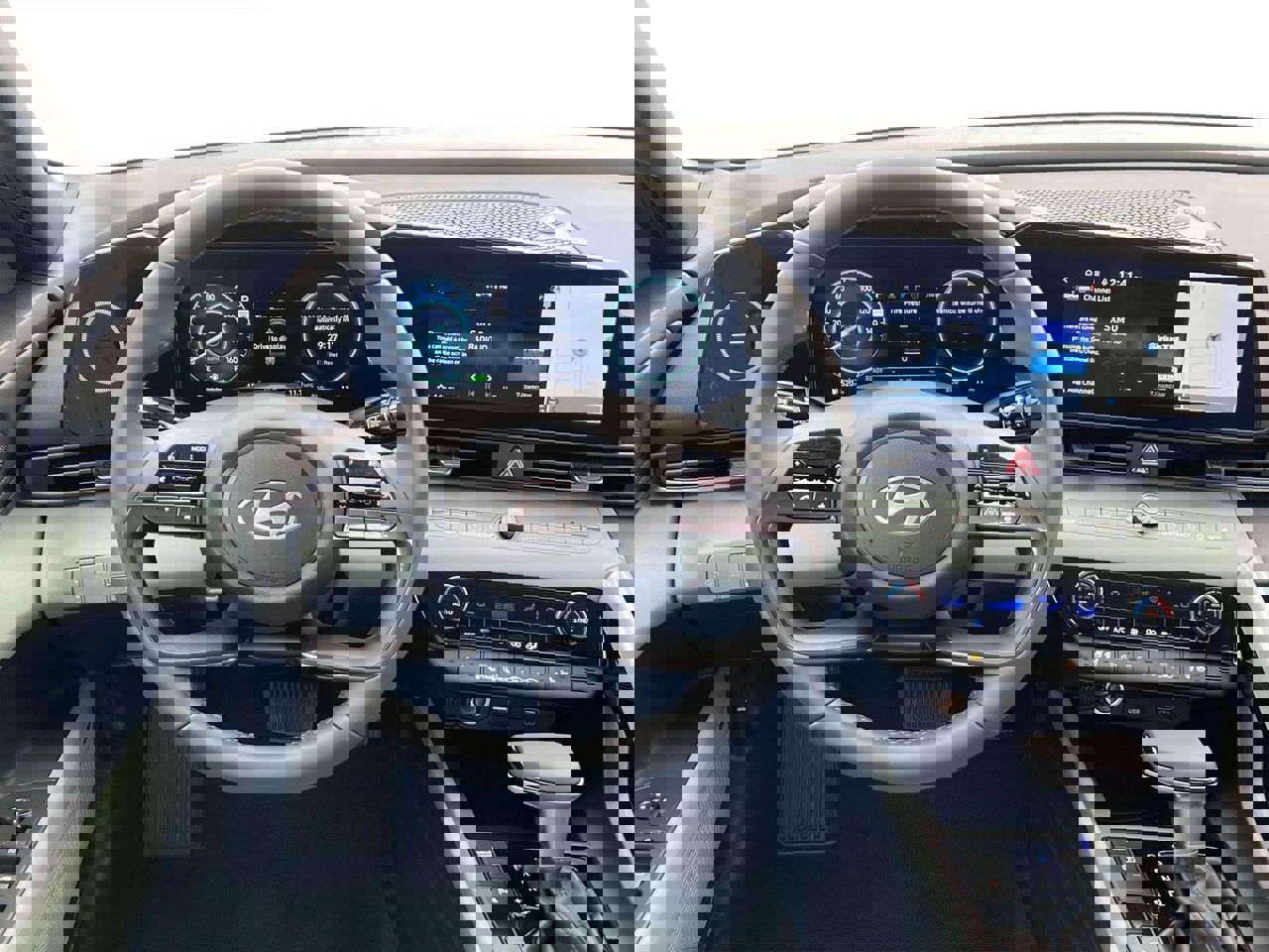 New 2025 Hyundai Elantra Limited image 17