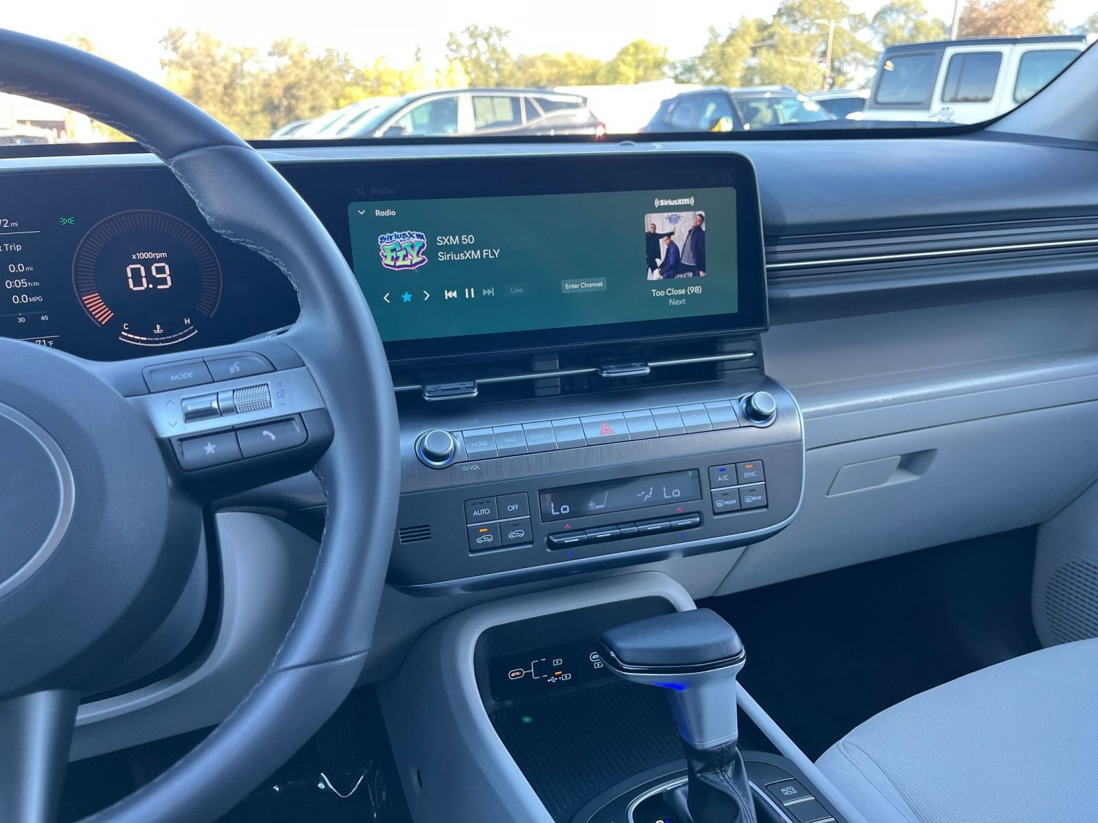 Used 2025 Hyundai Kona SEL image 18