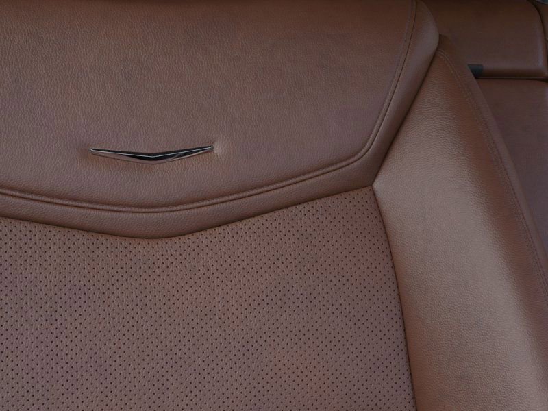 New 2026 Cadillac XT5 Sportv w/ LPO, Floor Liner Package AWD/4WD image 21