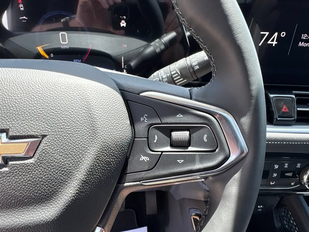 New 2026 Chevrolet TrailBlazer LT w/ Convenience Package FWD image 17