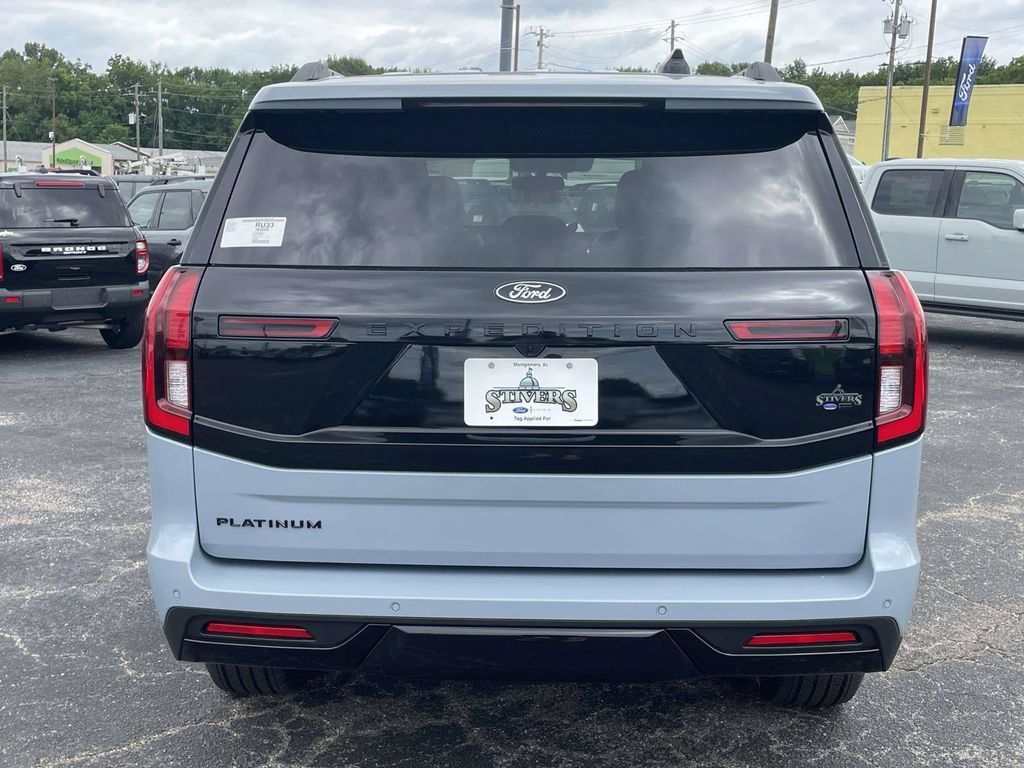 New 2026 Ford Expedition Platinum w/ Stealth Appearance Package AWD/4WD image 4