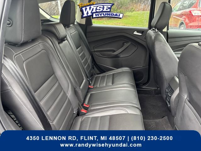 Used 2019 Ford Escape Titanium image 32