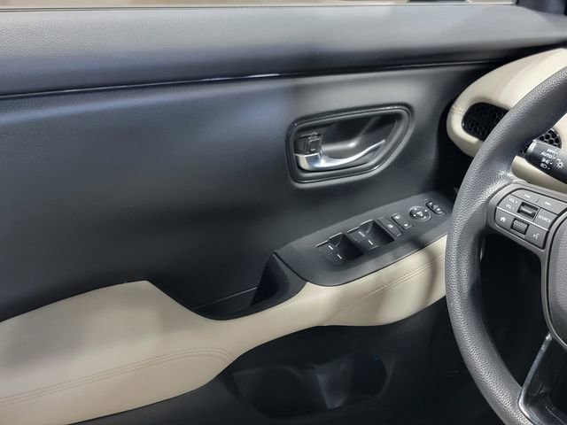 Used 2023 Honda HR-V LX image 23