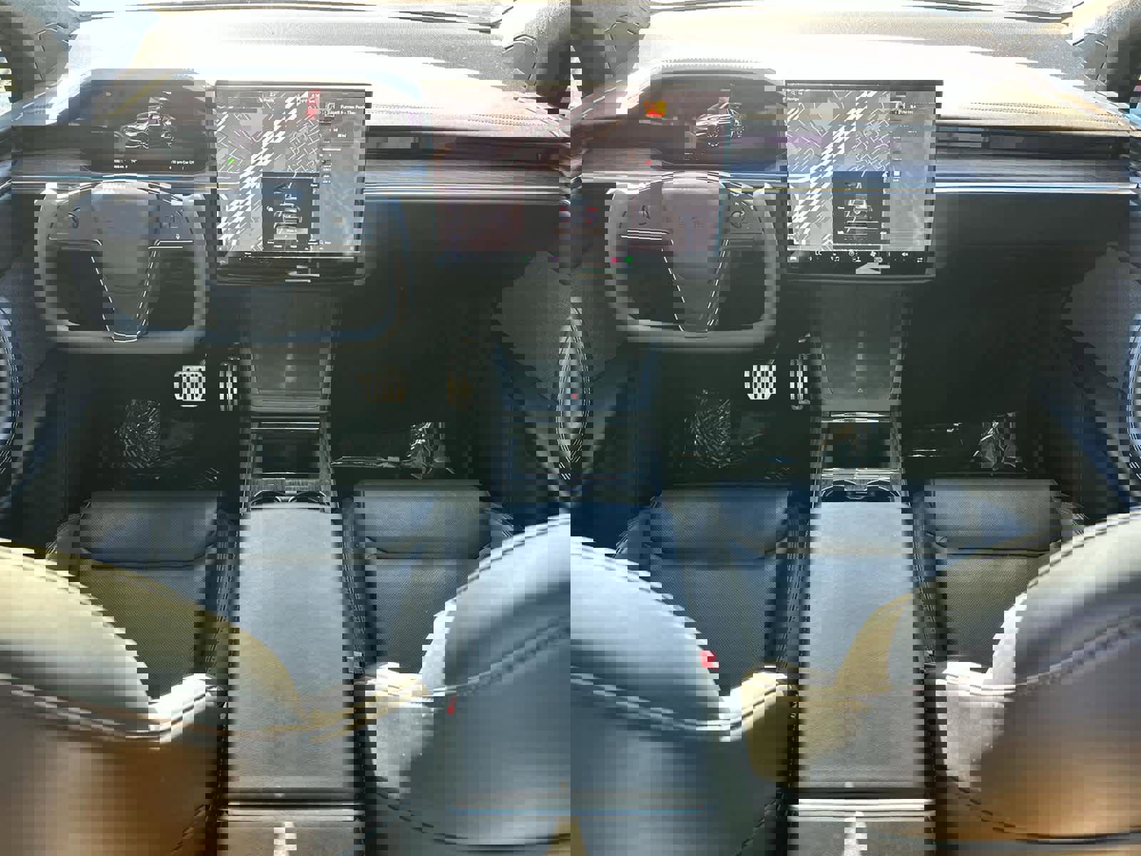 Used 2022 Tesla Model X image 10