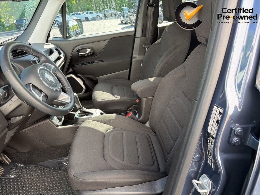 Used 2021 Jeep Renegade Latitude w/ Convenience Group AWD/4WD image 36