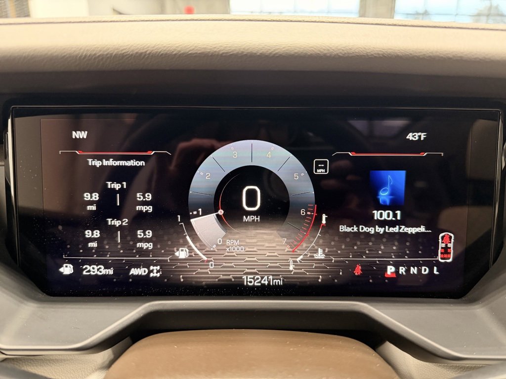 Used 2024 GMC Acadia Denali image 40