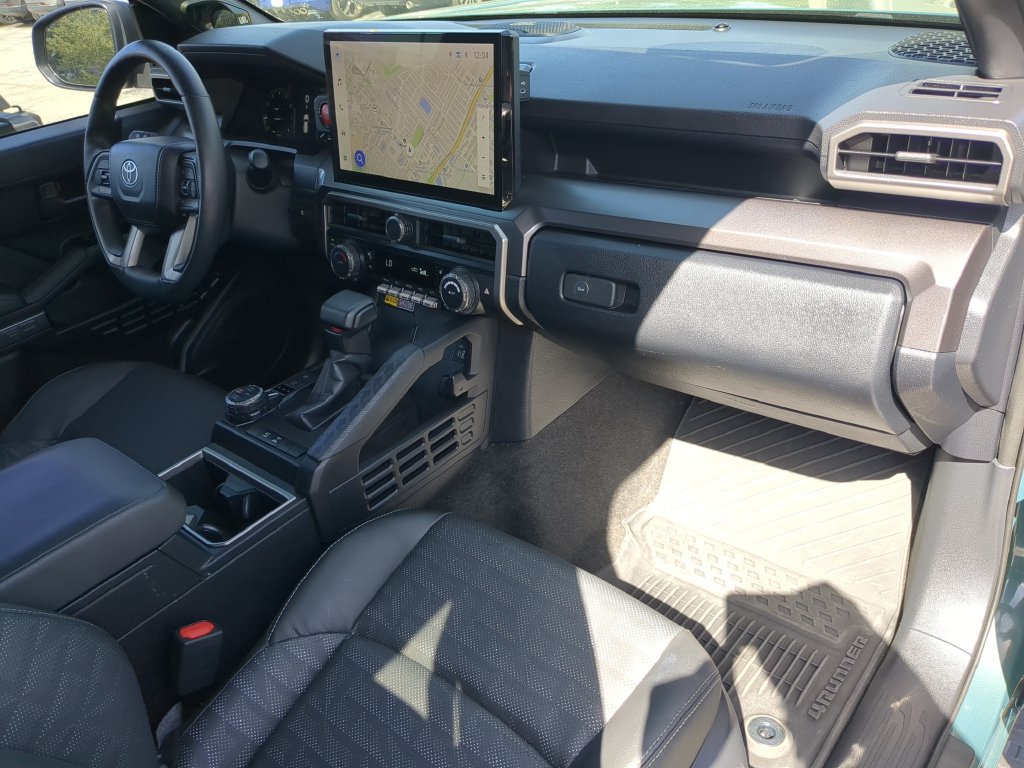 Used 2026 Toyota 4Runner TRD Off-Road Premium AWD/4WD image 14