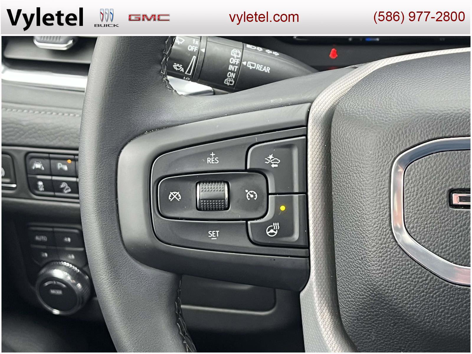 Used 2023 GMC Yukon Denali image 27