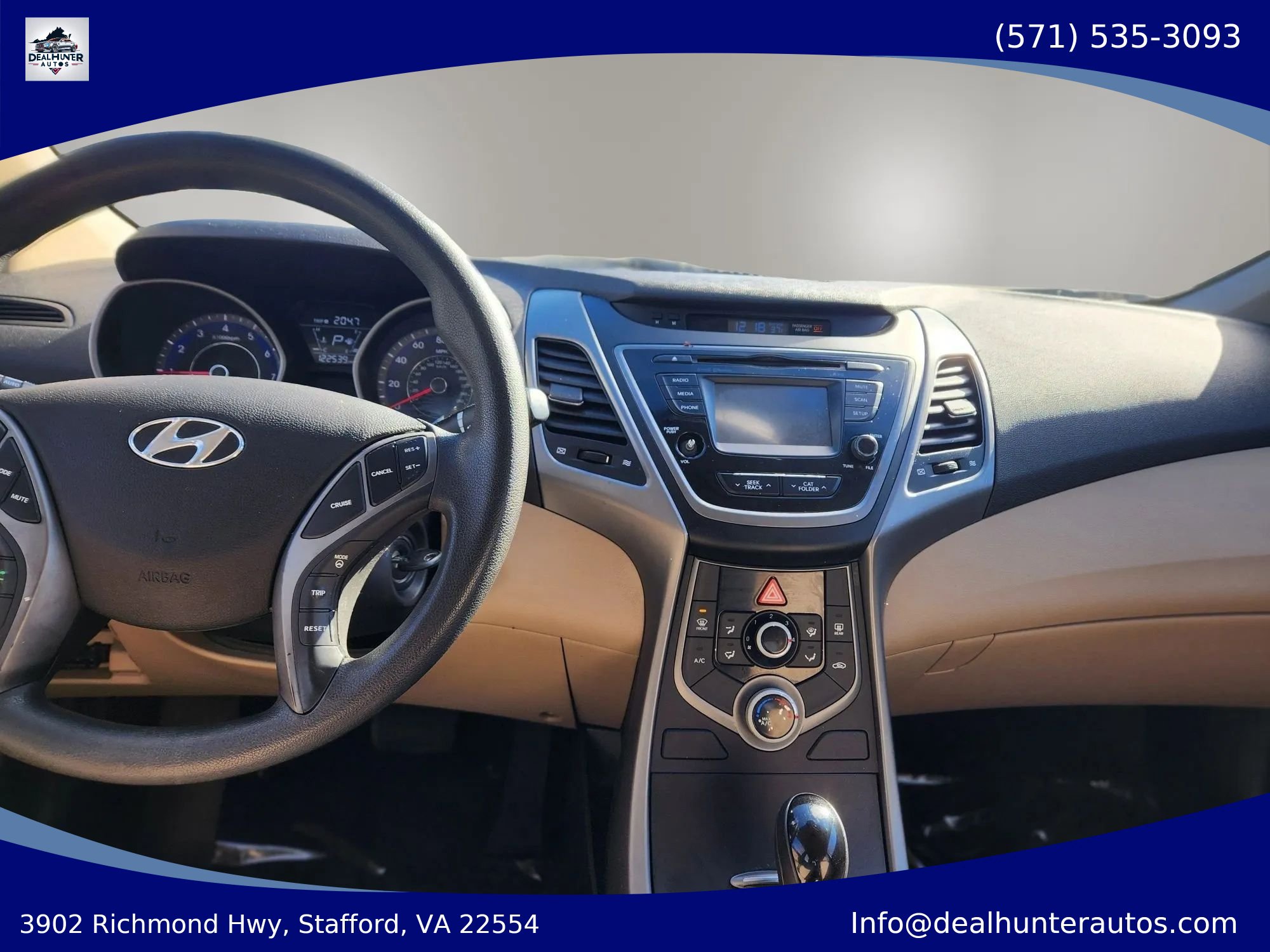 Used 2015 Hyundai Elantra SE w/ Option Group 02 FWD image 28