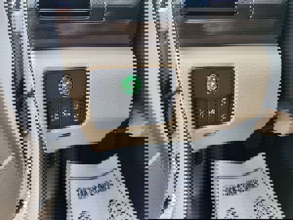 Used 2017 Honda Accord Touring image 29