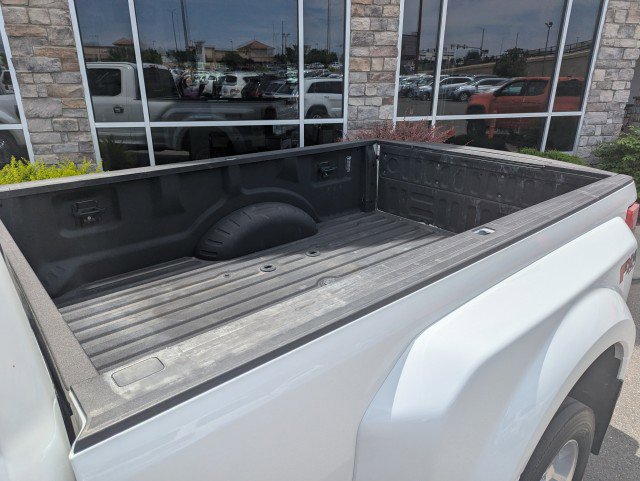 Used 2022 Ford F450 Platinum w/ FX4 Off-Road Package AWD/4WD image 29