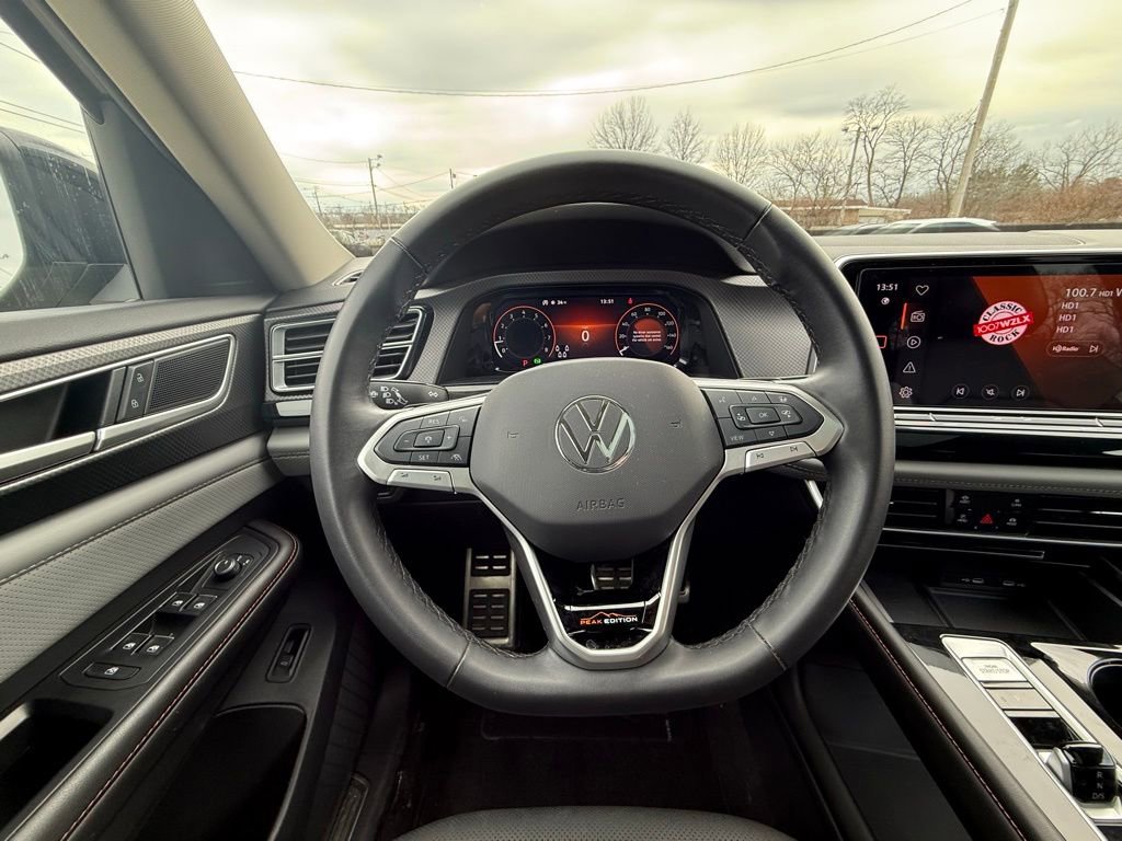 Used 2024 Volkswagen Atlas Peak Edition SE image 13