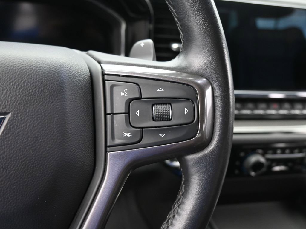 Used 2022 Chevrolet Silverado 1500 ZR2 w/ Technology Package image 32