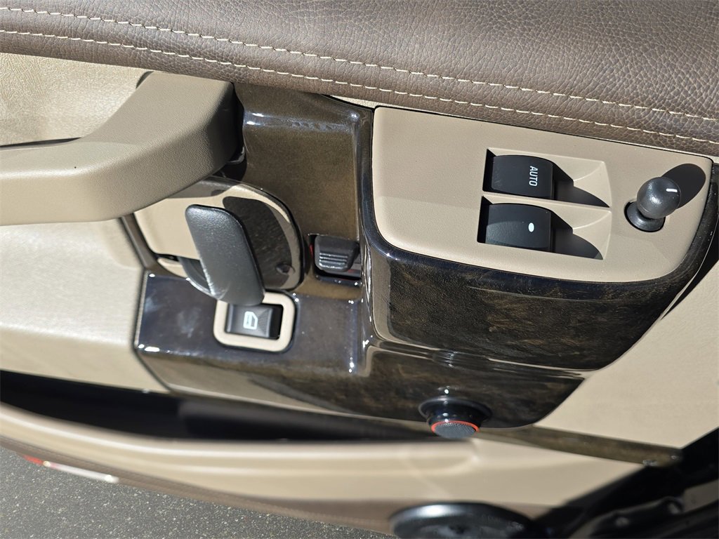 New 2025 GMC Savana 2500 Extended w/ Driver Convenience Package image 26