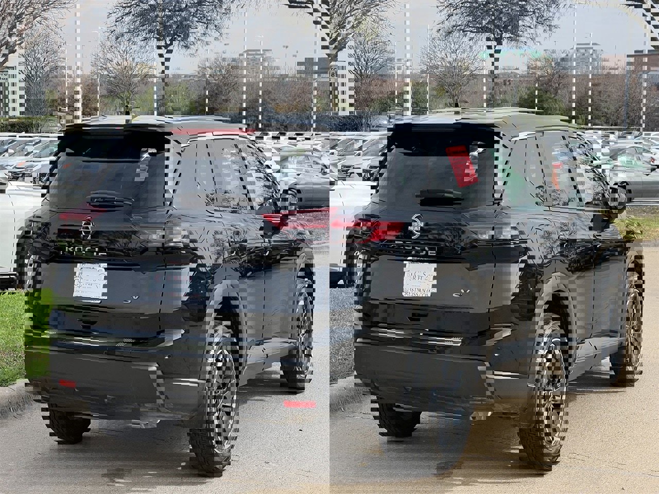 Certified 2024 Nissan Rogue SV image 4