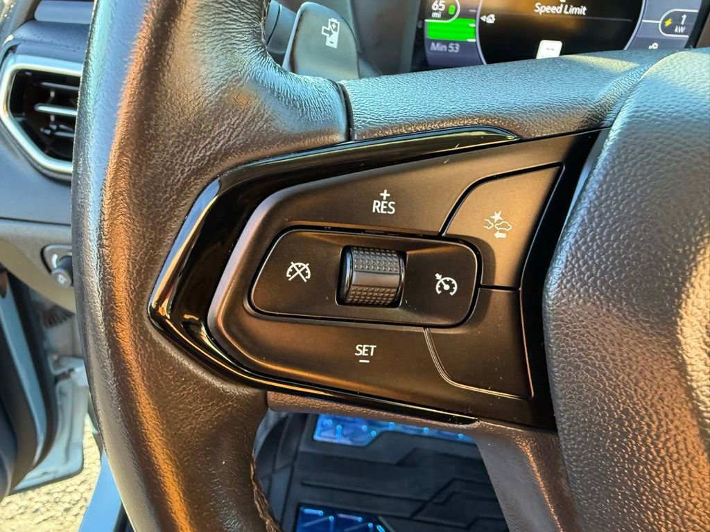 Certified 2022 Chevrolet Bolt EUV Premier w/ Sun & Sound Package image 26