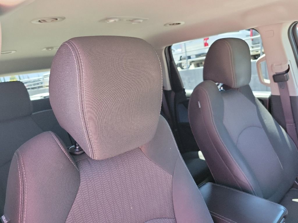 Used 2017 Chevrolet Traverse LT w/ Style and Technology Package FWD image 49