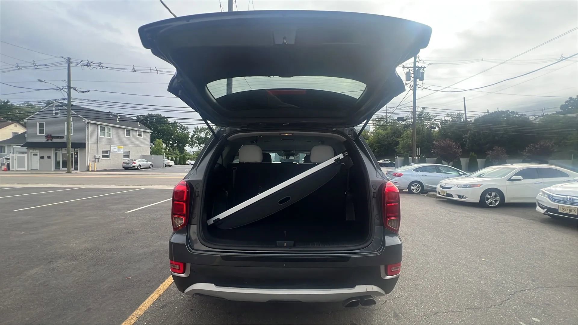 Used 2022 Hyundai Palisade SE image 9