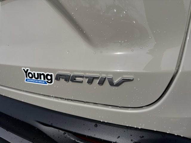 New 2026 Chevrolet Trax ACTIV w/ Sunroof Package FWD image 10