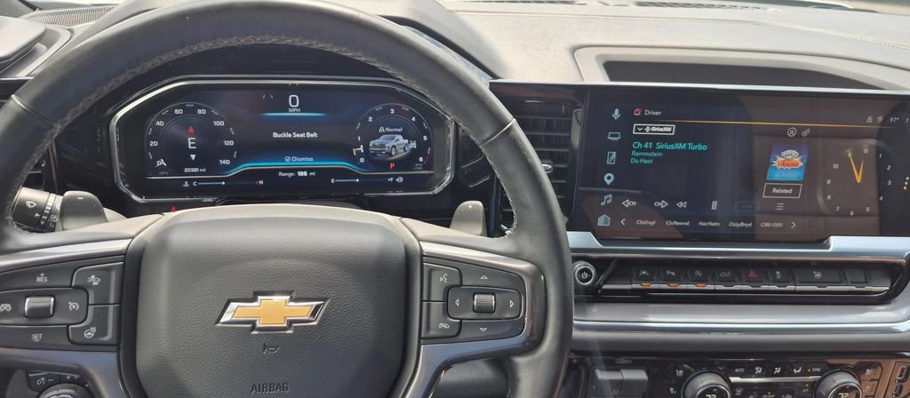 Used 2025 Chevrolet Silverado 1500 High Country w/ Technology Package AWD/4WD image 64