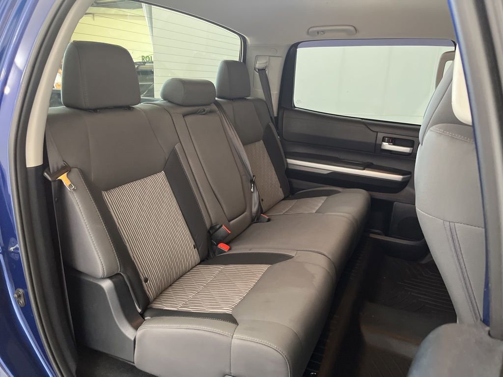 Used 2015 Toyota Tundra SR5 w/ SR5 Upgrade Package image 20
