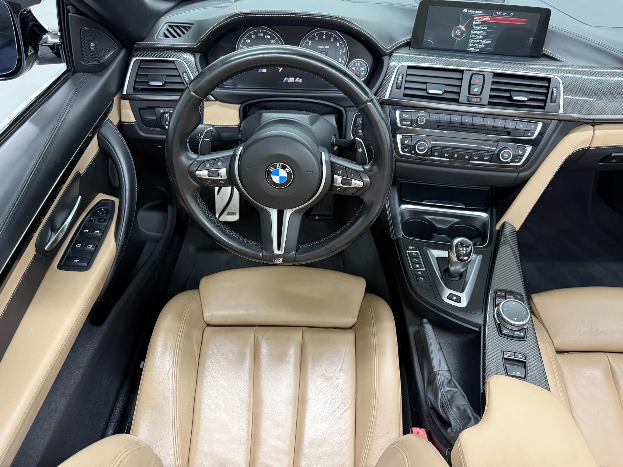 Used 2016 BMW M4 Convertible image 22