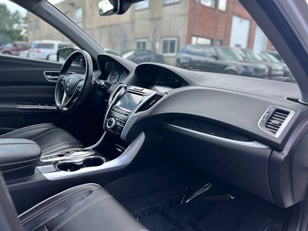 Used 2020 Acura TLX w/ Technology Package FWD image 9