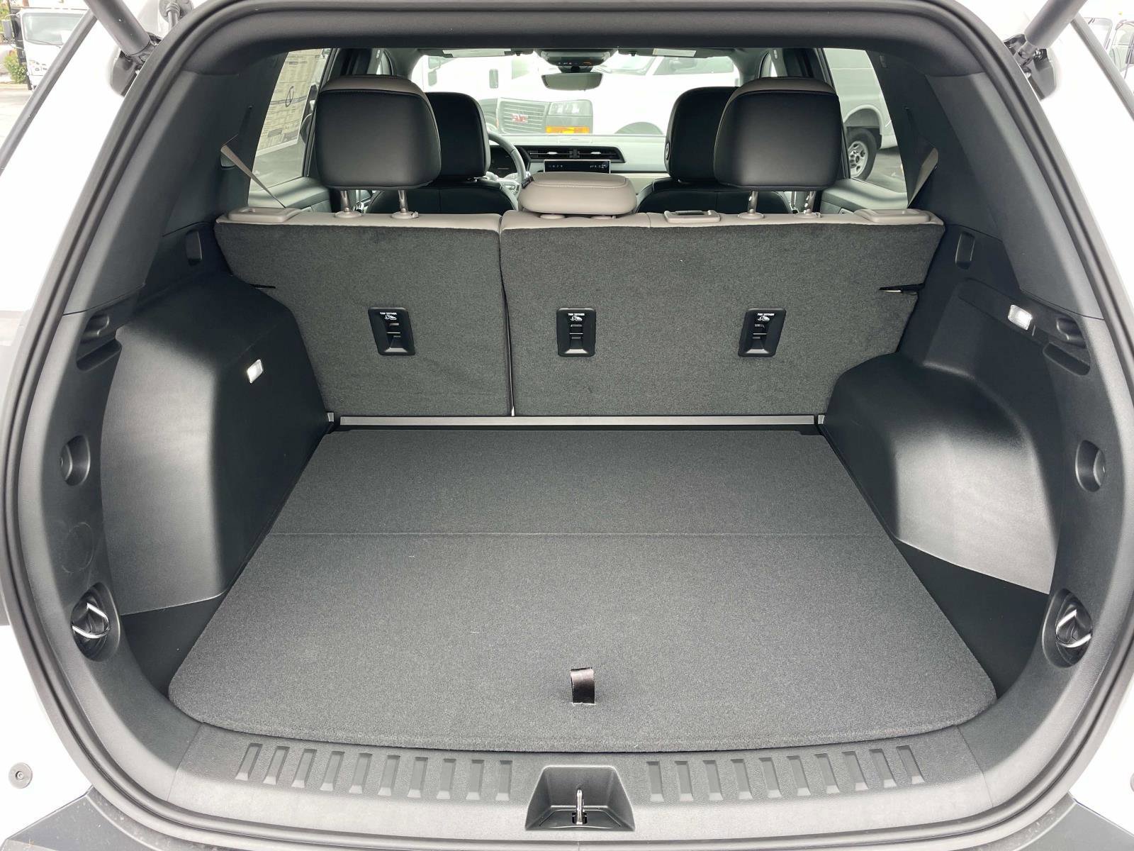 New 2026 GMC Terrain Elevation w/ Elevation Premium Package FWD image 26