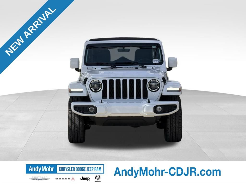 Used 2022 Jeep Wrangler Unlimited Sahara AWD/4WD image 2