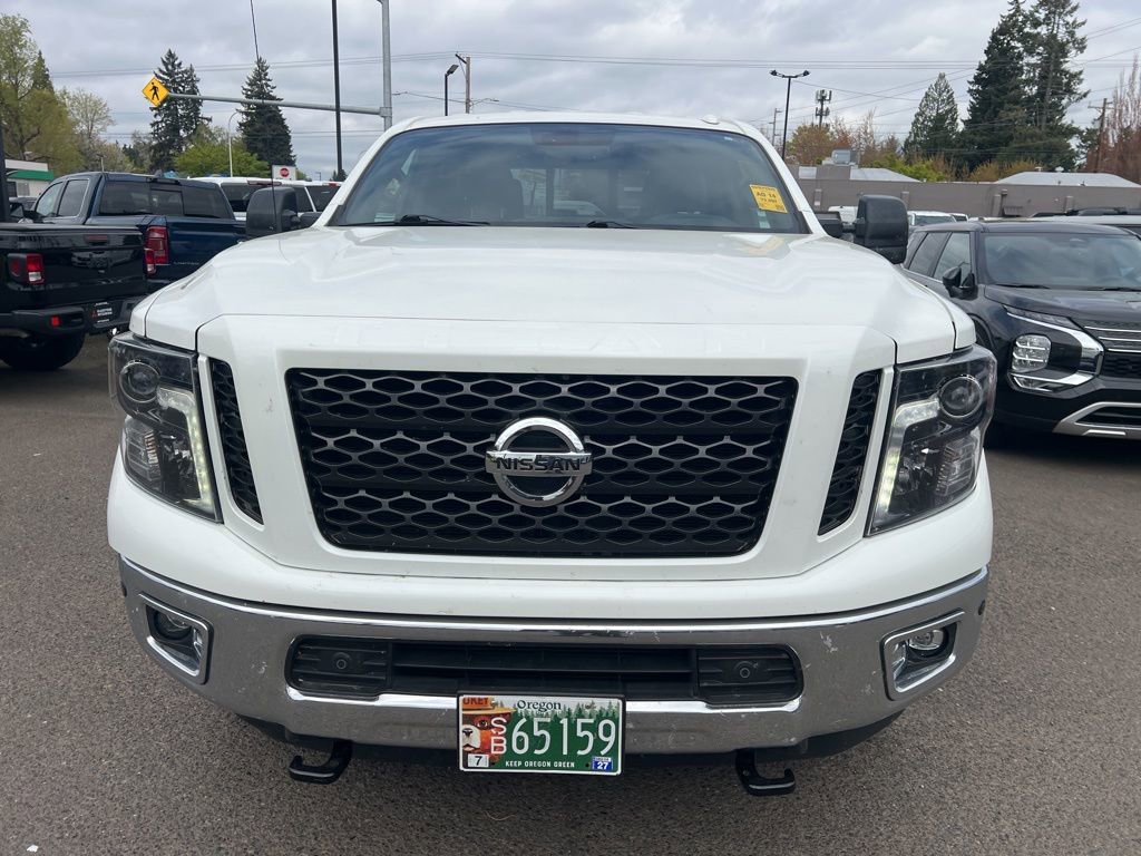 Used 2018 Nissan Titan SL w/ Midnight Edition image 3