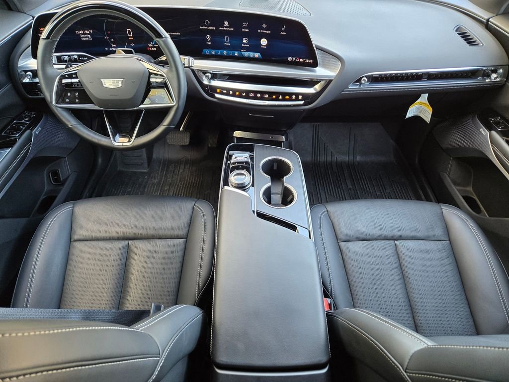 Certified 2025 Cadillac Lyriq Luxury w/ LPO, Floor Liner Package image 11